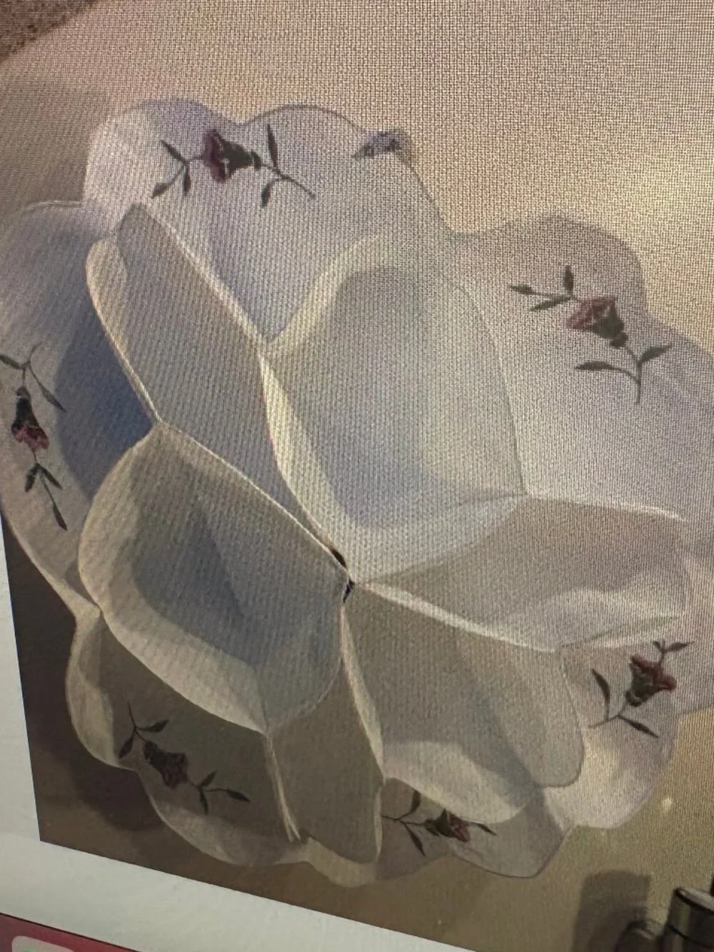 New Embroidered  Roll Holder Bread Basket Liner  Polyester Scalloped White Flora